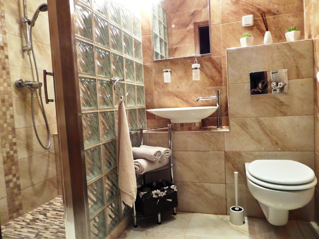 Apartamenty Silver Premium ワルシャワ 部屋 写真